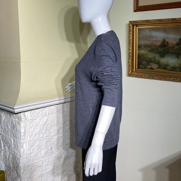 Theory 100% Merino Wool V-Neck Sweater - Picture 5 of 9